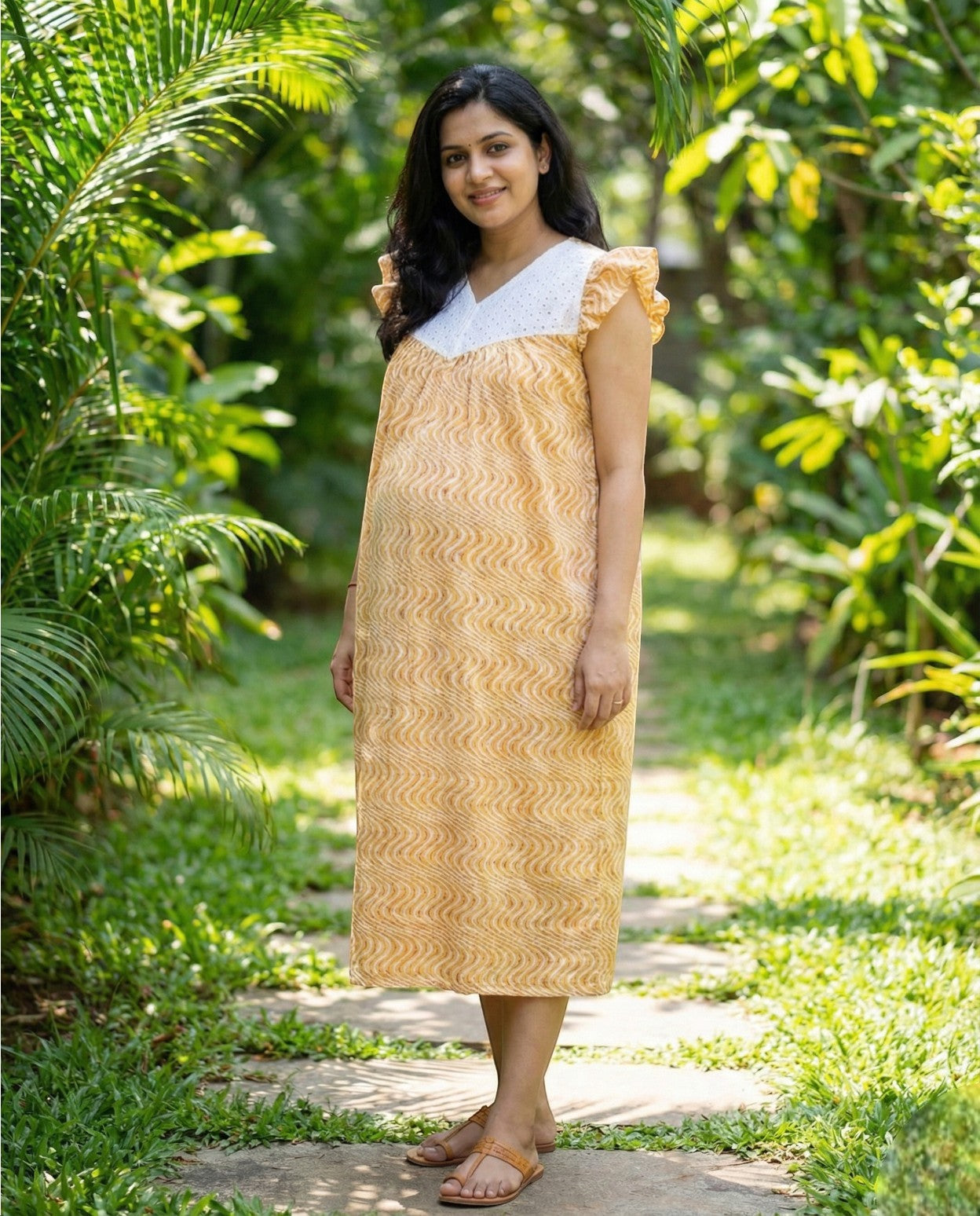 Butterfly Sleeved Maternity Cum Feeding Frock