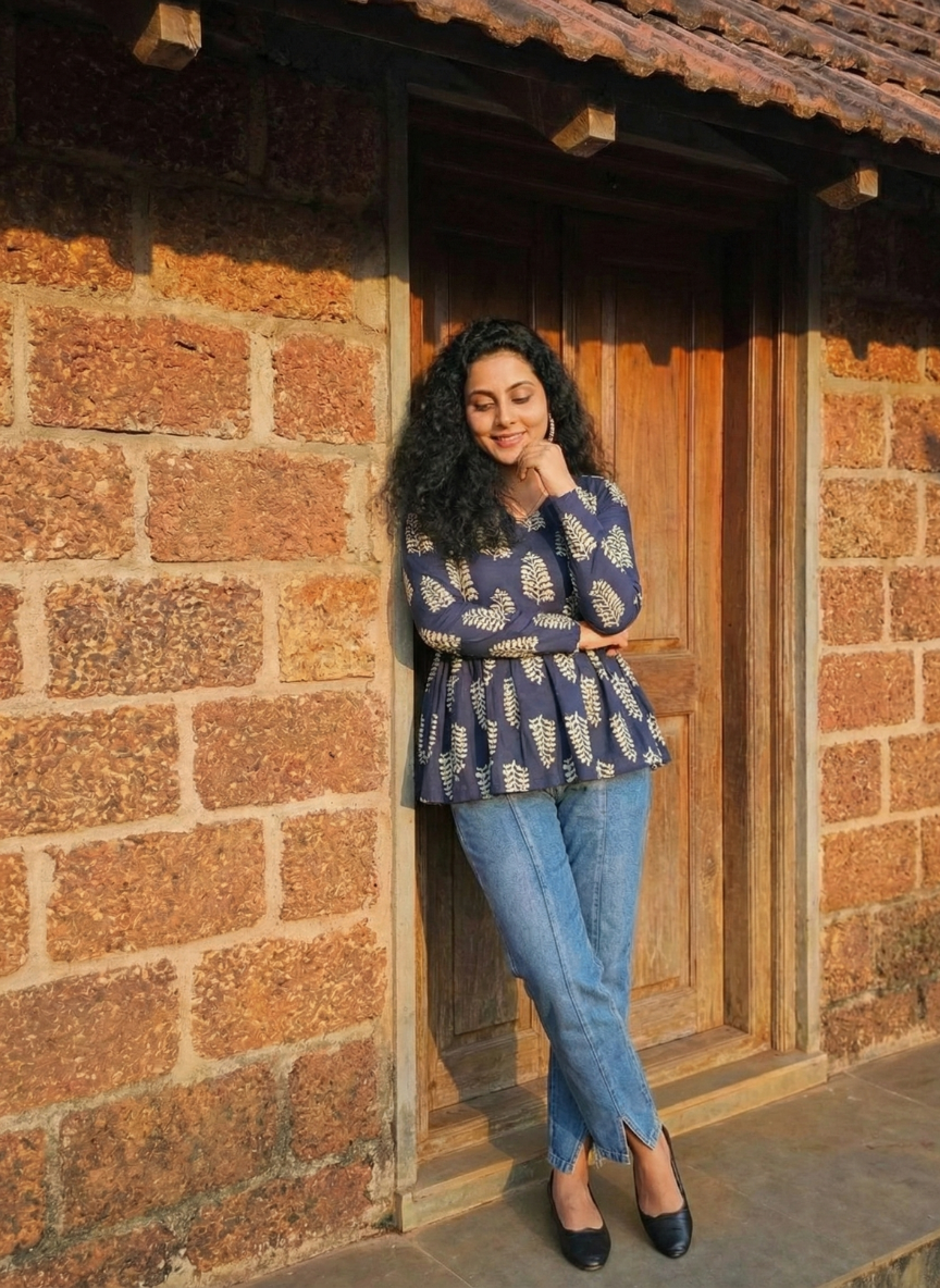 Selected Variant Image