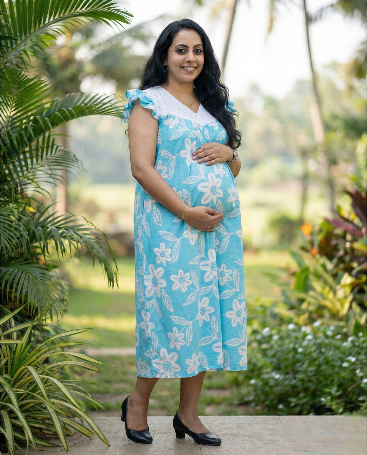 Butterfly Sleeved Floral Maternity Cum Feeding Frock