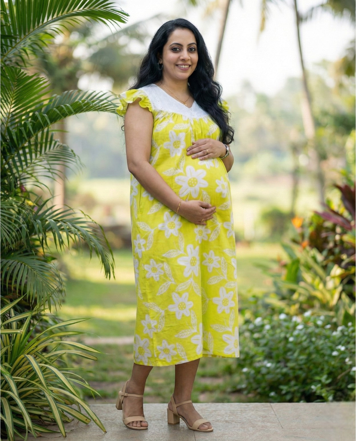 Butterfly Sleeved Floral Maternity Cum Feeding Frock