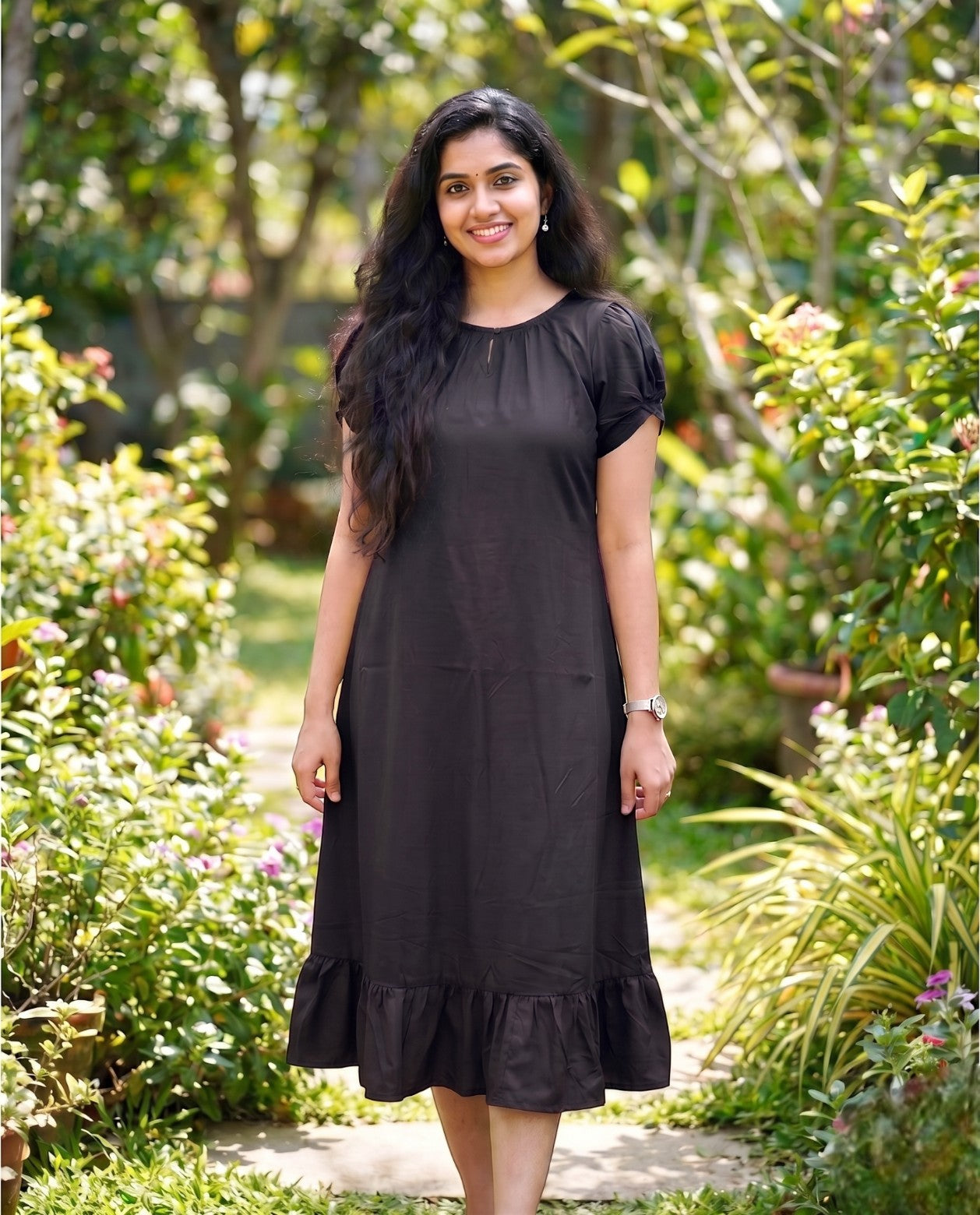 Puff sleeved frock with special neckline and tie back