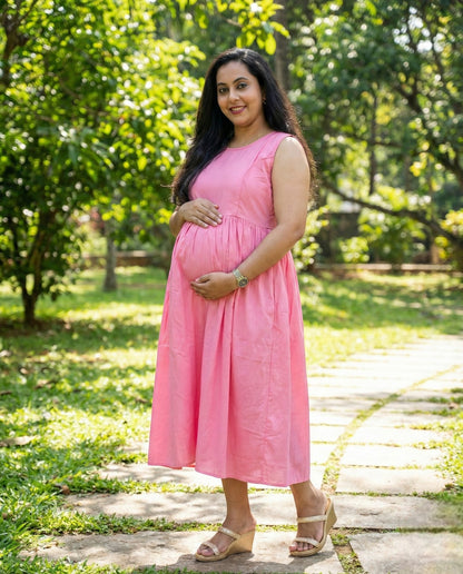 Stylish Mom and To Be Frock with Over Coat-Maternity Cum Feeding