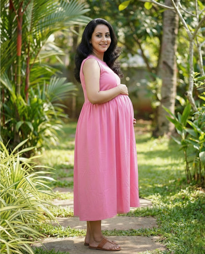 Stylish Mom and To Be Frock with Over Coat-Maternity Cum Feeding