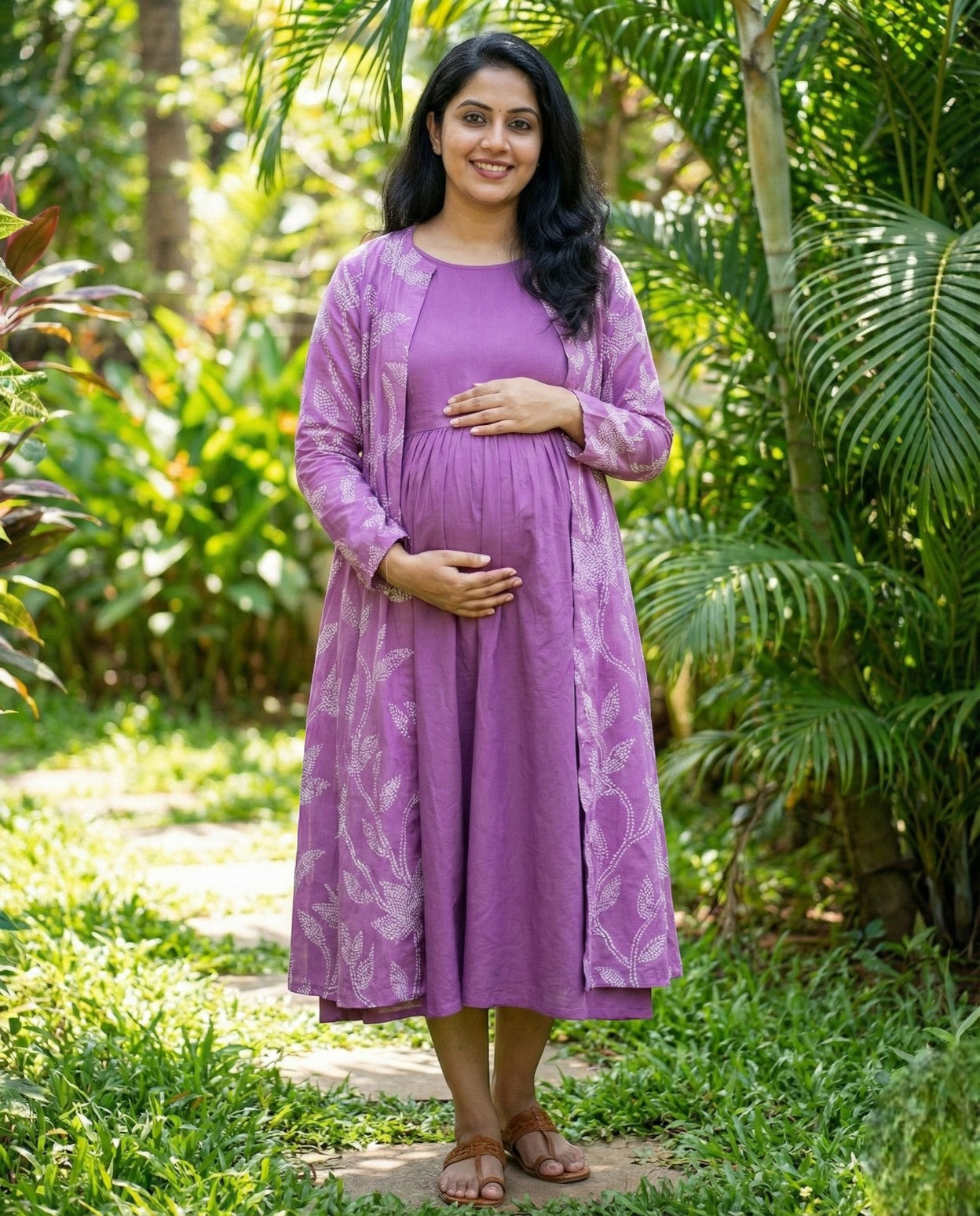 Stylish Mom and To Be Frock with Over Coat-Maternity Cum Feeding